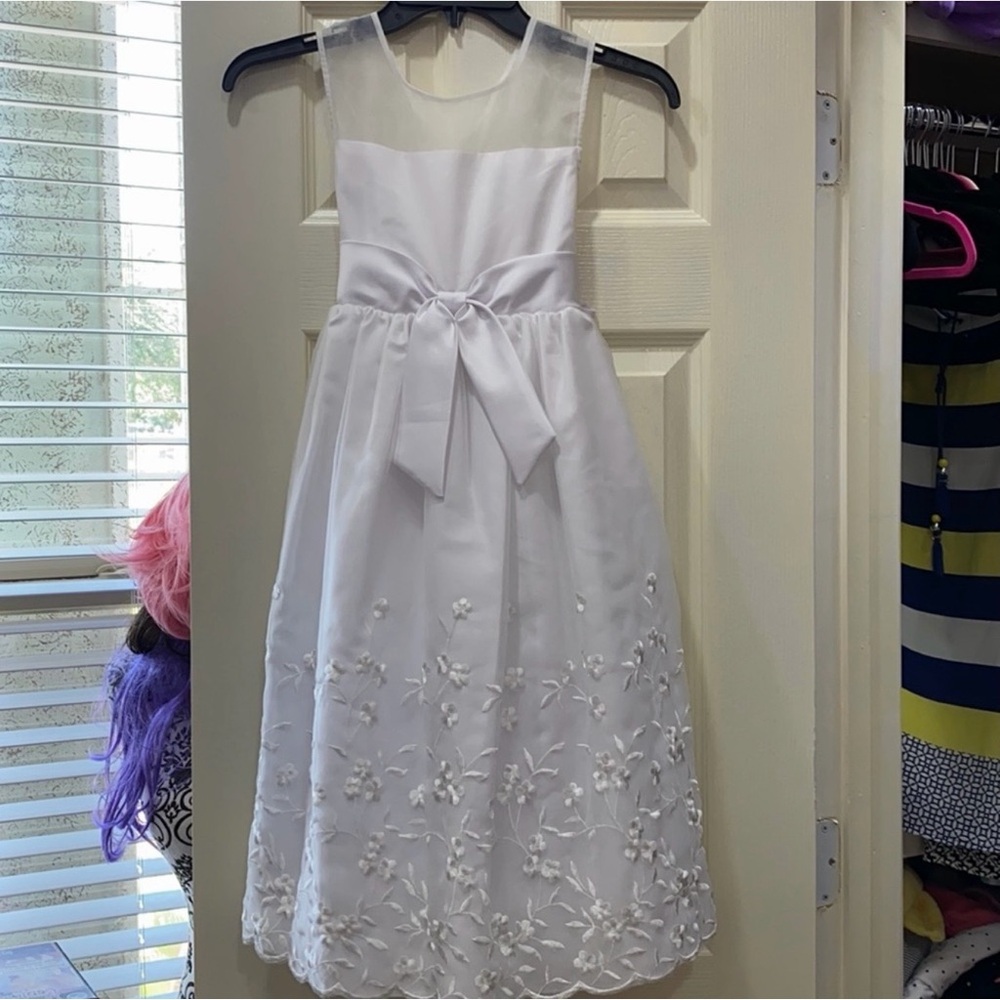 Jona Michelle White Floral Embroidered Dress
